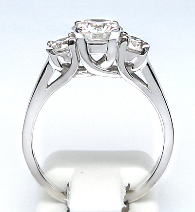 36 Ct G SI Round Cut 3 Stone Diamond Engagement Ring